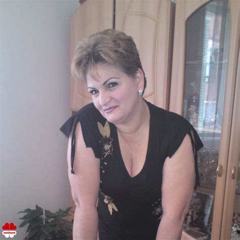 femei mature in pizda goala|Femei romance maritate vaduve divortate batrane complet goale .